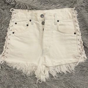 Carmar: White lace-up denim shorts